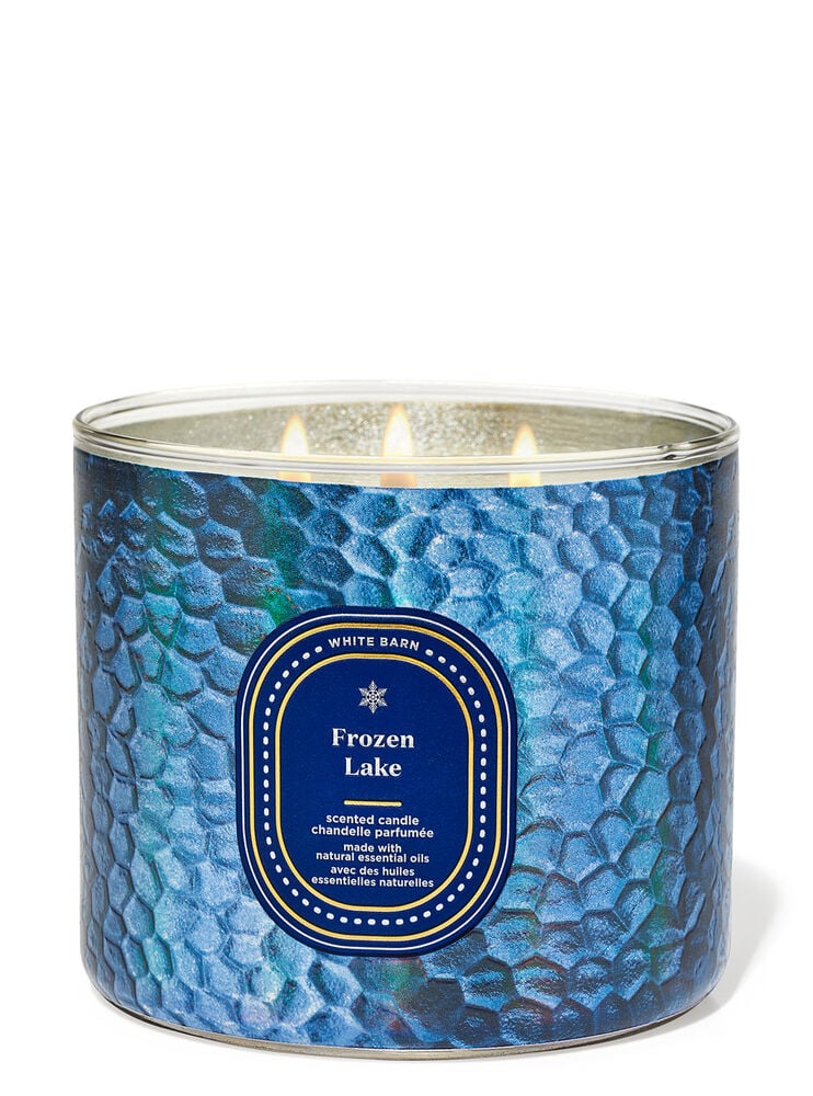 BATH & BODY WORKS -FROZEN LAKE SCENTED CANDLE