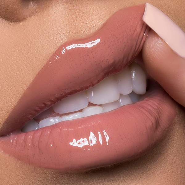 LIP GLOSS