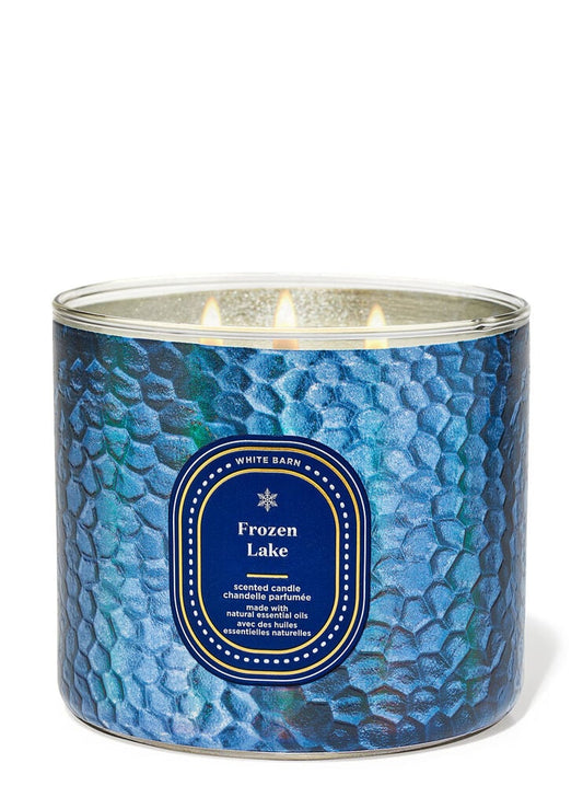 BATH & BODY WORKS -FROZEN LAKE SCENTED CANDLE