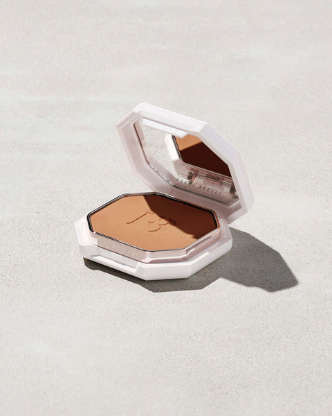 FENTY PRO FILT'R SOFT MATTE POWDER FOUNDATION